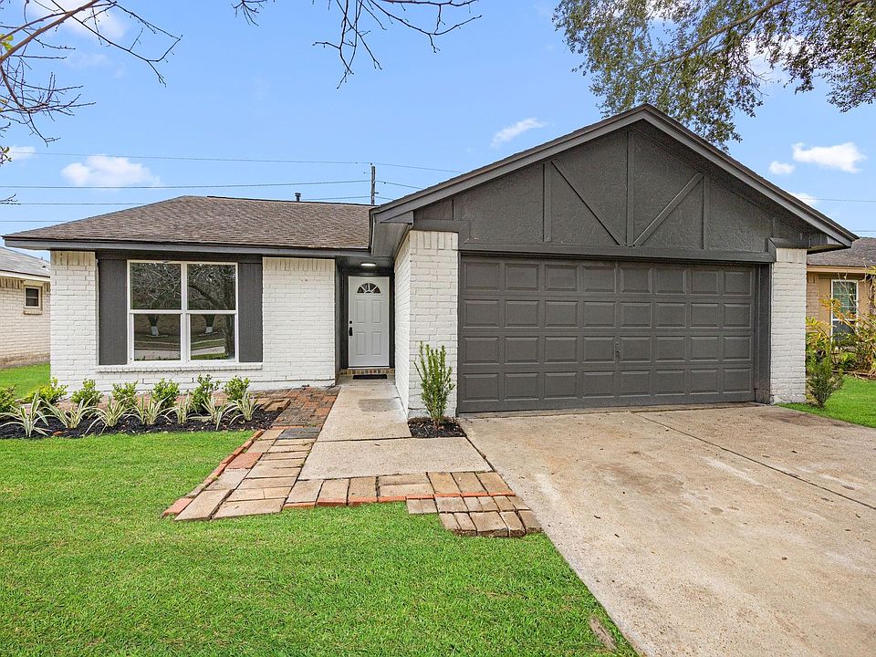 1st image of 3515 Claverton Dr