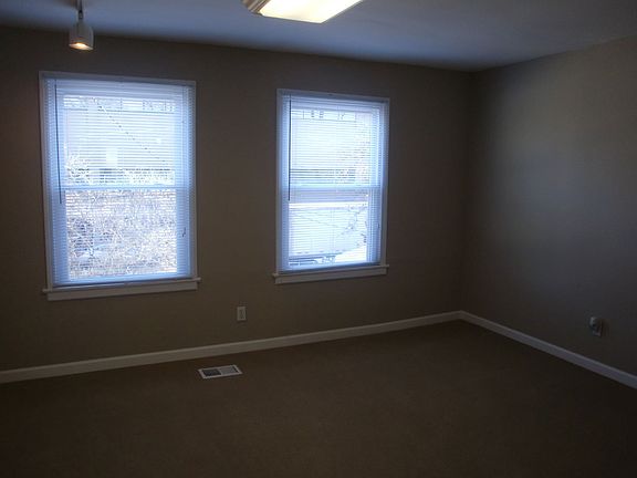 5th image of 4146 Crescent Dr