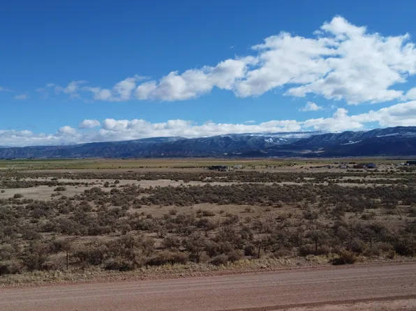 710 N 4200 W, Parowan, UT 84761