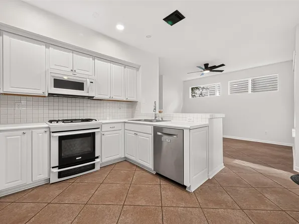 22 Winter Wheat Pl, Spring, TX 77381