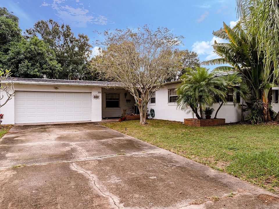 1st image of 320 Jamaica Dr