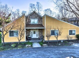 921 E Riverside Dr, Louisville, KY 40207