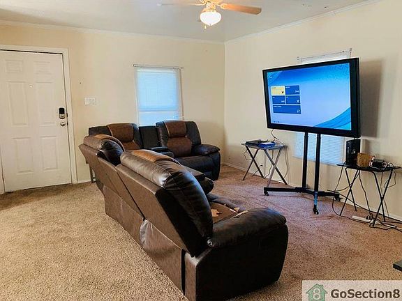 3rd image of 11806 Greenmesa Dr