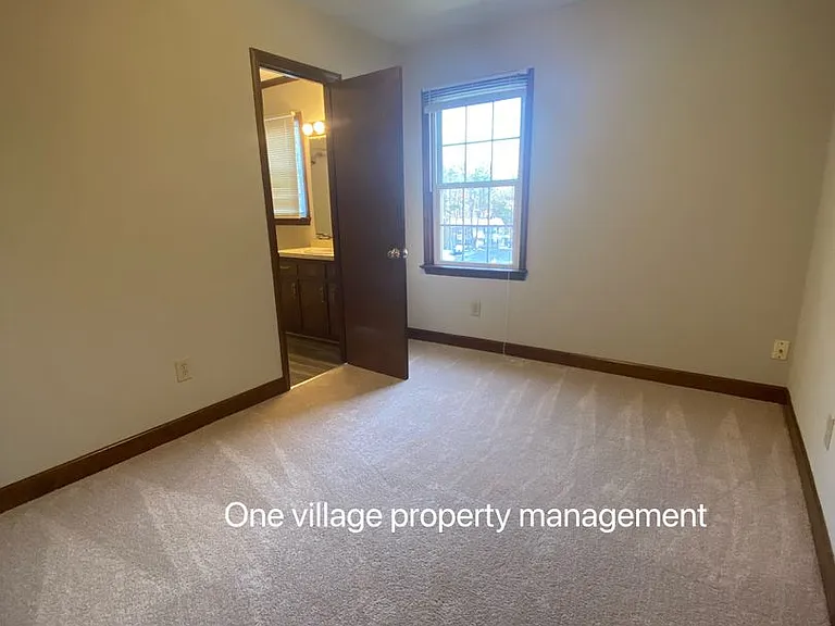 433 Creekway Dr — Photo 8