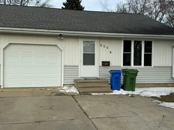 806 7th Ave NW #2, Waverly, IA 50677