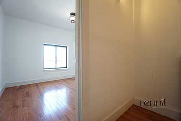 Rented by Rennit Inc.