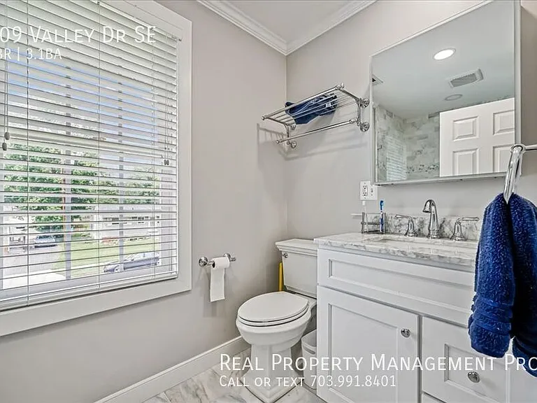 609 Valley Dr SE — Photo 23