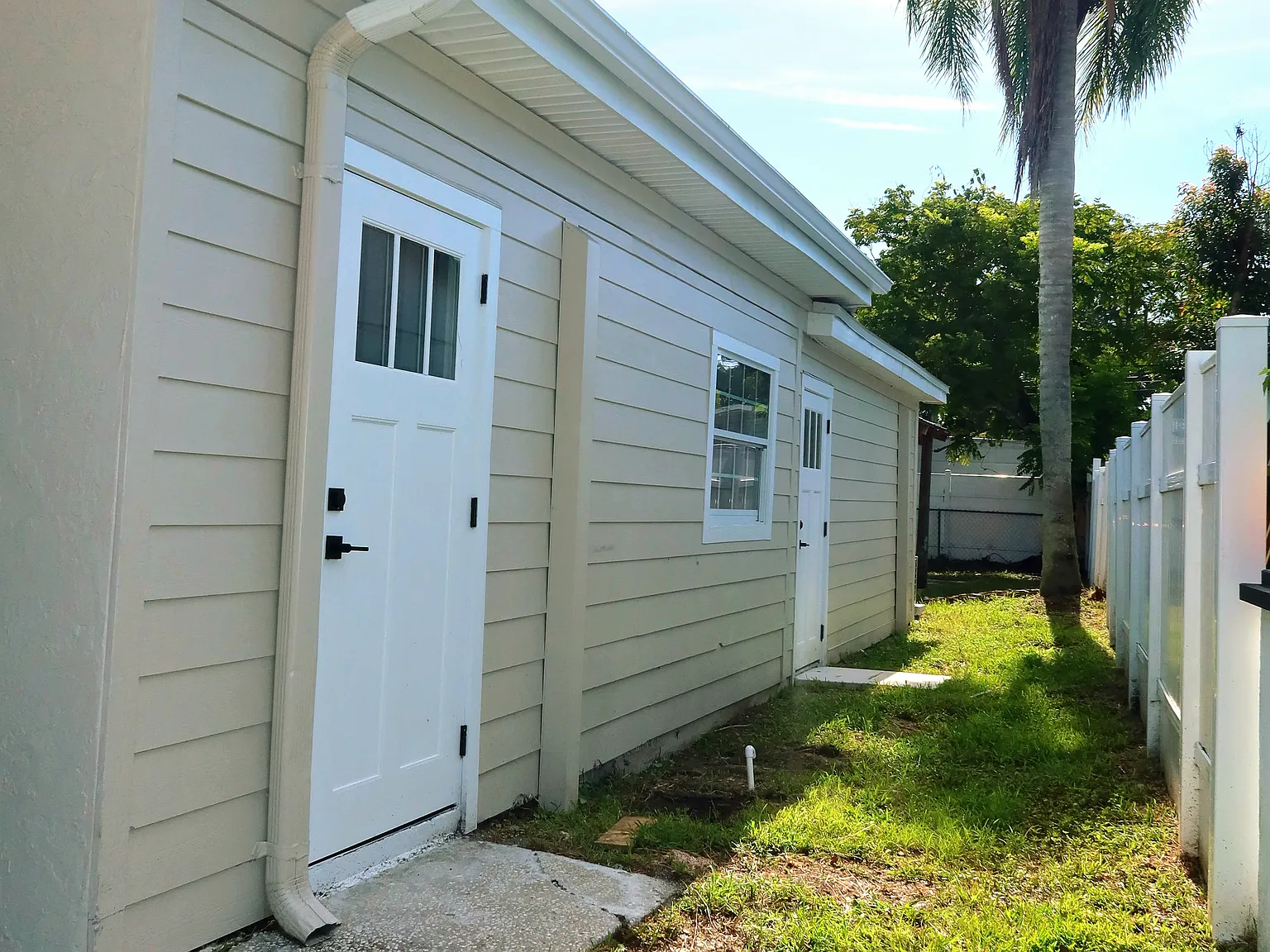 1 bed, 1835 sqft, $1,000 — Photo 2
