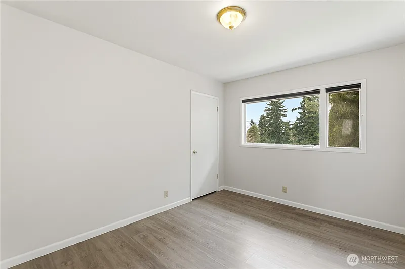 Thumbnail 16