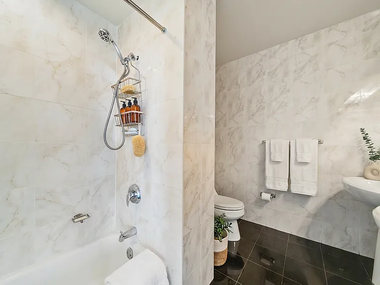 420 E 61st St #34E — Photo 7