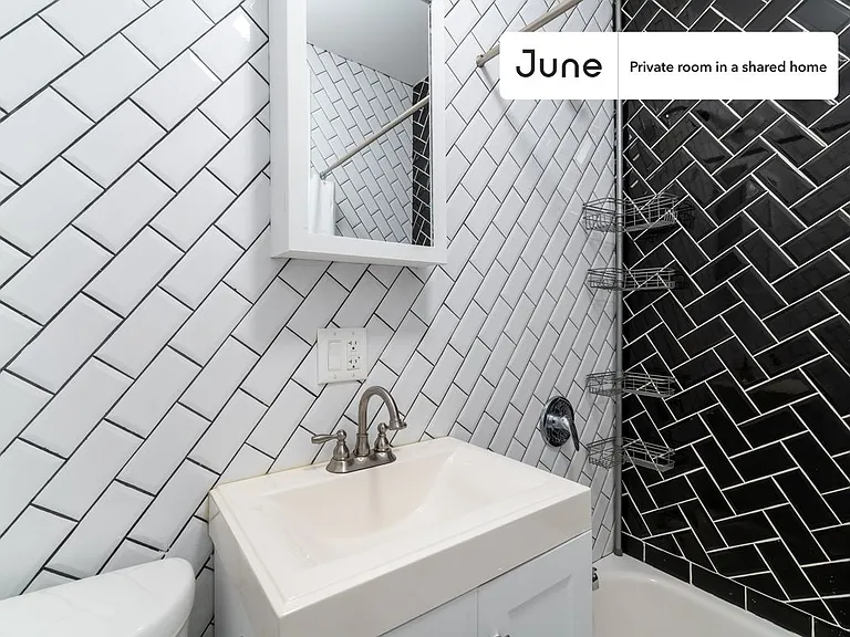 148 Grove St #B — Photo 11