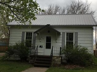 504 W Broadway Ave, Fairfield, IA 52556