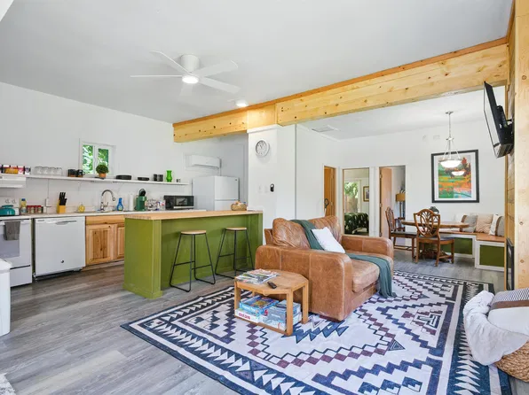 279 Birch Ave, Ponderay, ID 83852