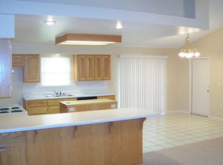 706 Oberg Dr, Centerton, AR 72719