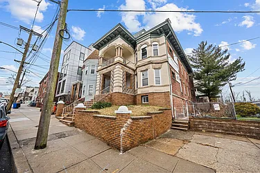3311 Pleasant Avenue, #4