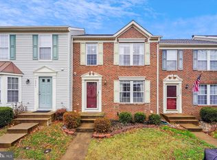 15723 Viewpoint Cir, Dumfries, VA 22025