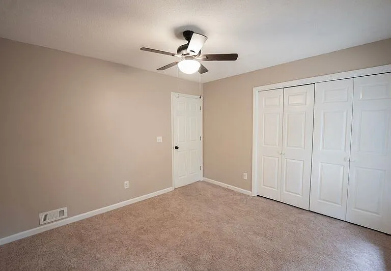 428 Floyd Cir — Photo 17
