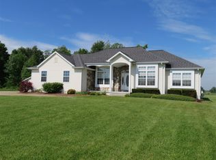 2113 Fish Lake Rd, Lapeer, MI 48446