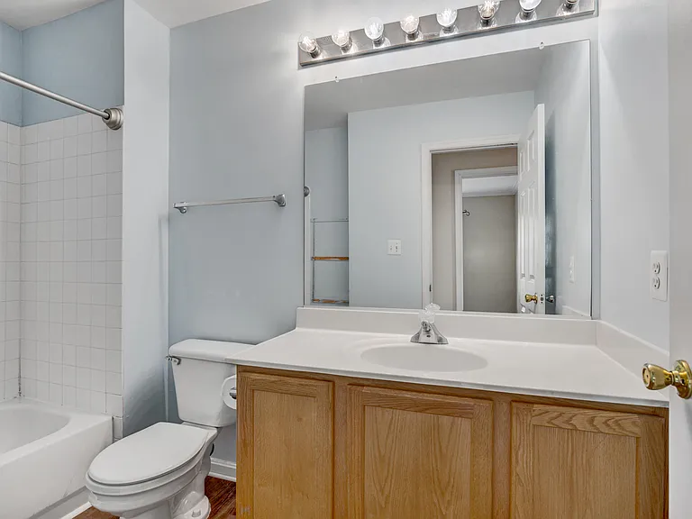 21639 Kings Crossing Ter — Photo 22