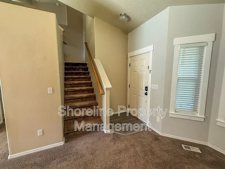 3420 N Oakstone Ave — Photo 21