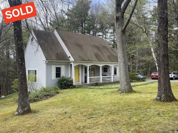 89 Townsend Harbor Rd, Lunenburg, MA 01462