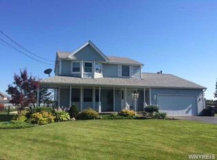 3343 Lockport Rd, Sanborn, NY 14132