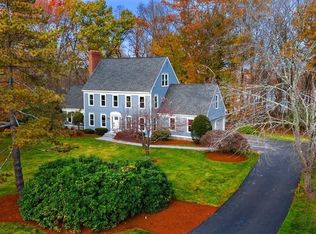 4 Hanover Ln, West Newbury, MA 01985