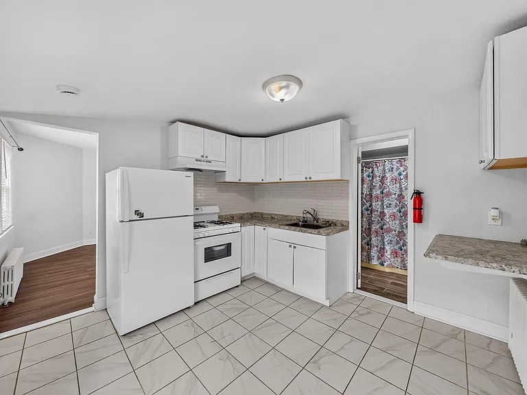 482 Scotland Rd #2 — Photo 7