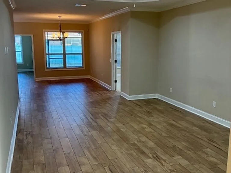 102 Miller Ct — Photo 7