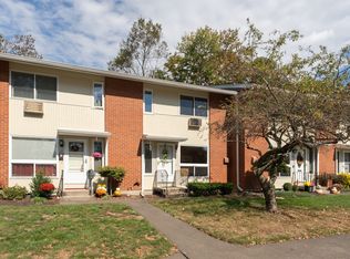 25 Centerbrook Rd #25, Hamden, CT 06518