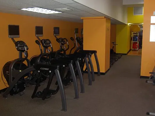 Rented by Dream Property Group LLC | media 9