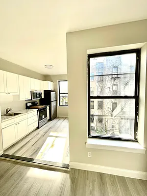 Rented by Pear NYC LLC | media 37