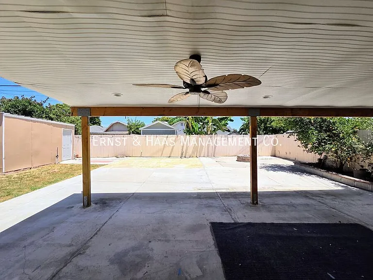 11937 Hercules St — Photo 26