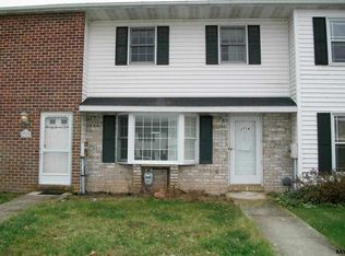 2714 Meadow Dr, Gettysburg, PA 17325