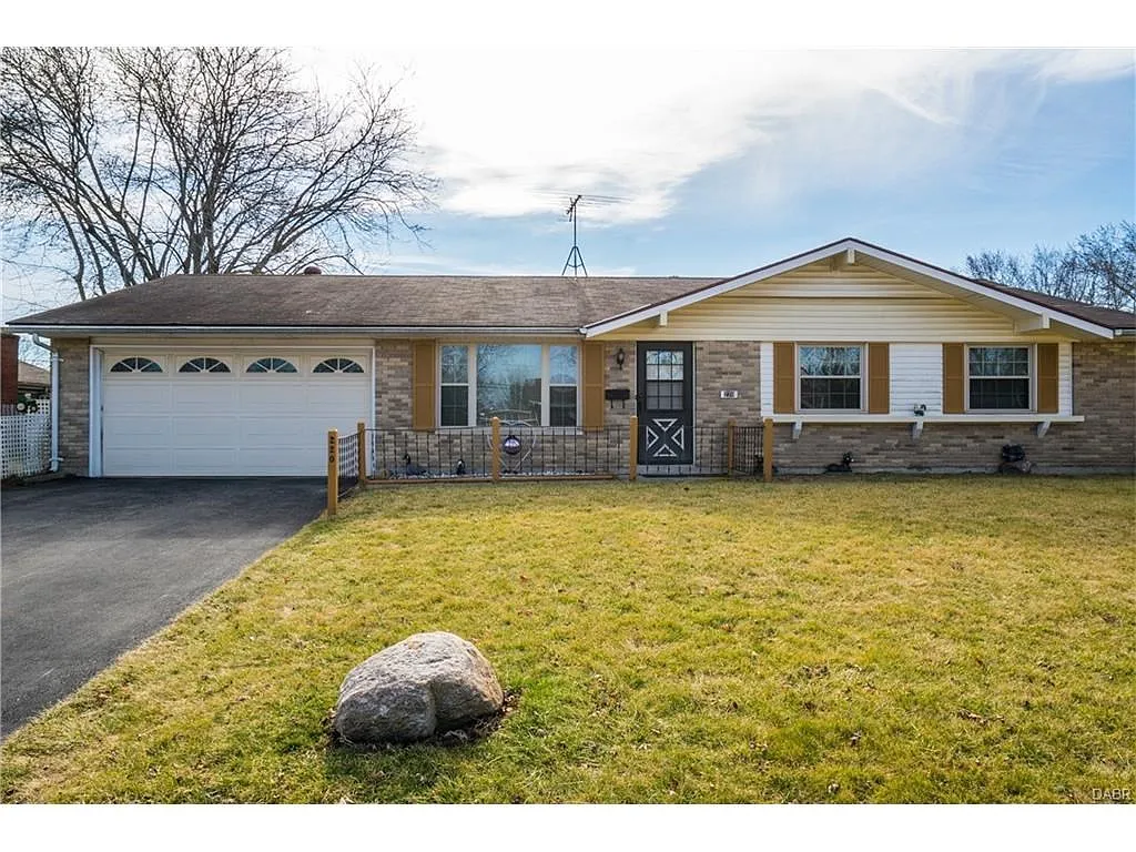 220 Katy Ln photo 1