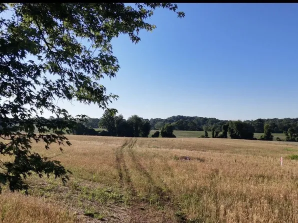 2511 Port Ln, Fallston, MD 21047