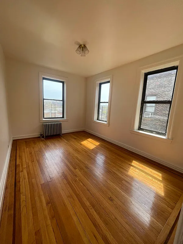 28-28 35th Street 6A