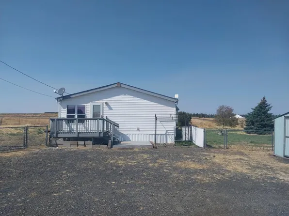 1831 E Cornwall Rd, Spangle, WA 99031