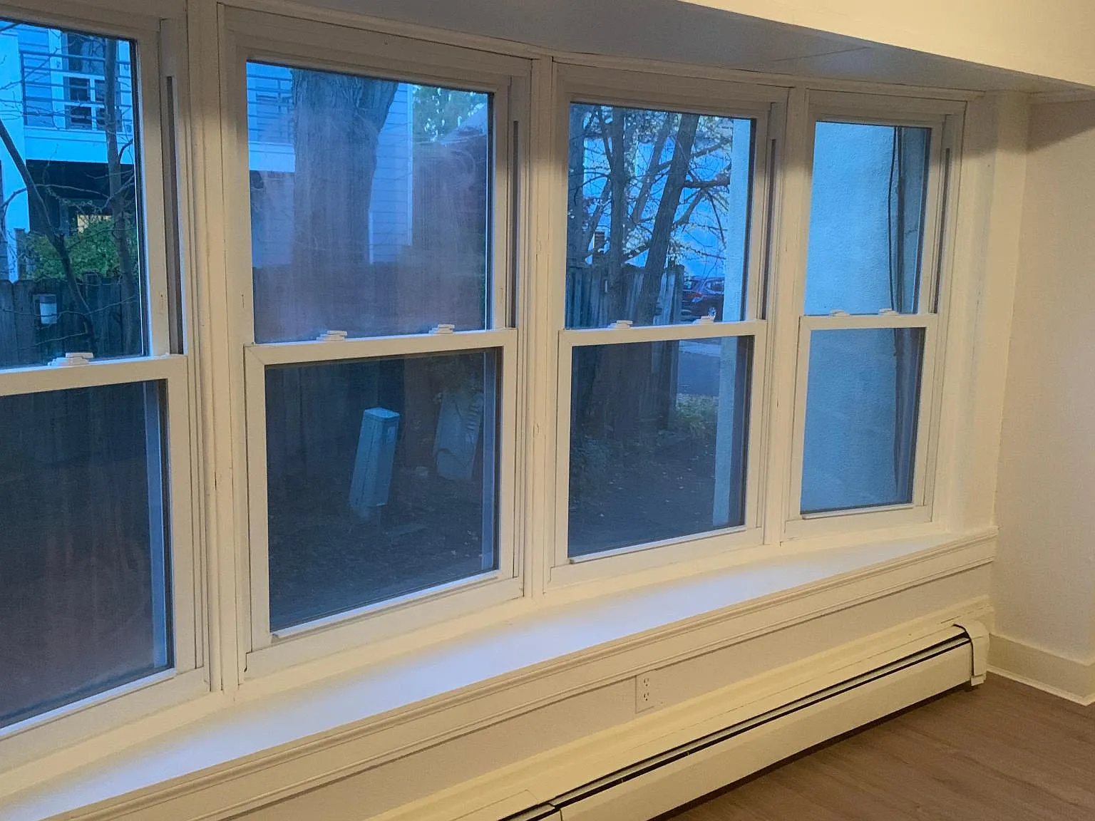3 bed, 1300 sqft, $4,000 — Photo 4