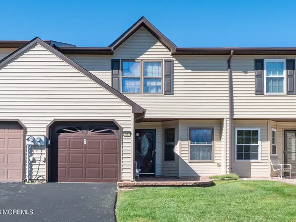 40 Atlantis Terrace, Freehold, NJ 07728