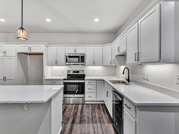 5th image of 419 Kimball Ave