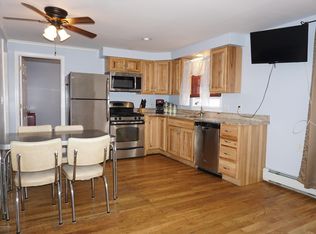 27 Sampson Ave, Seaside Heights, NJ 08751