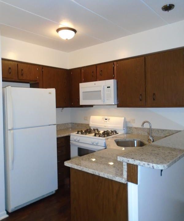 1st image of 614 S Cass Ave