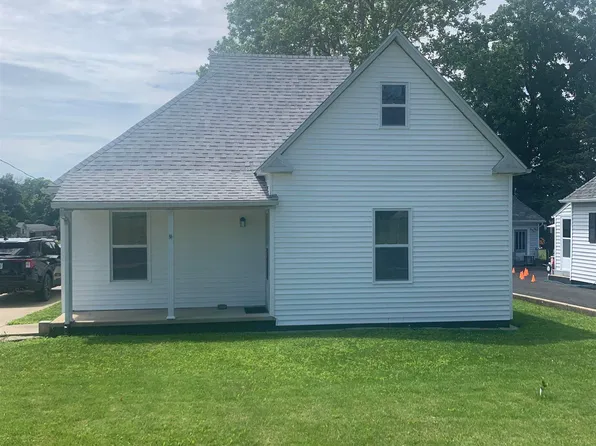 149 S Grand Blvd, Jacksonville, IL 62650