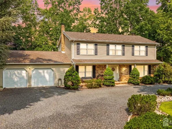 174 Cottrell Rd, Matawan, NJ 07747
