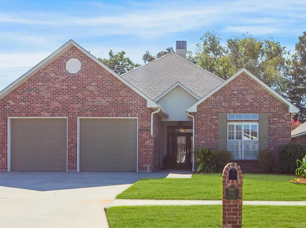 502 Kings Cove Cir, Lafayette, LA 70508
