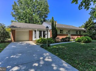 1128 E Walnut St, Hanover, PA 17331