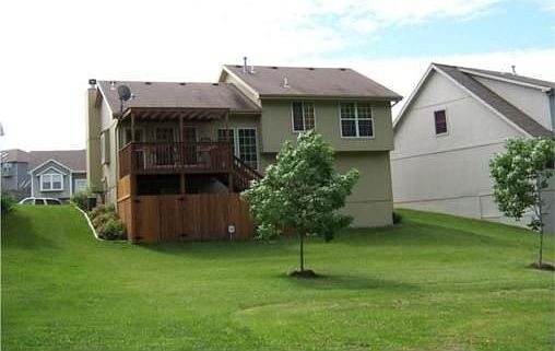 2nd image of 1130 Blue Bird Ln