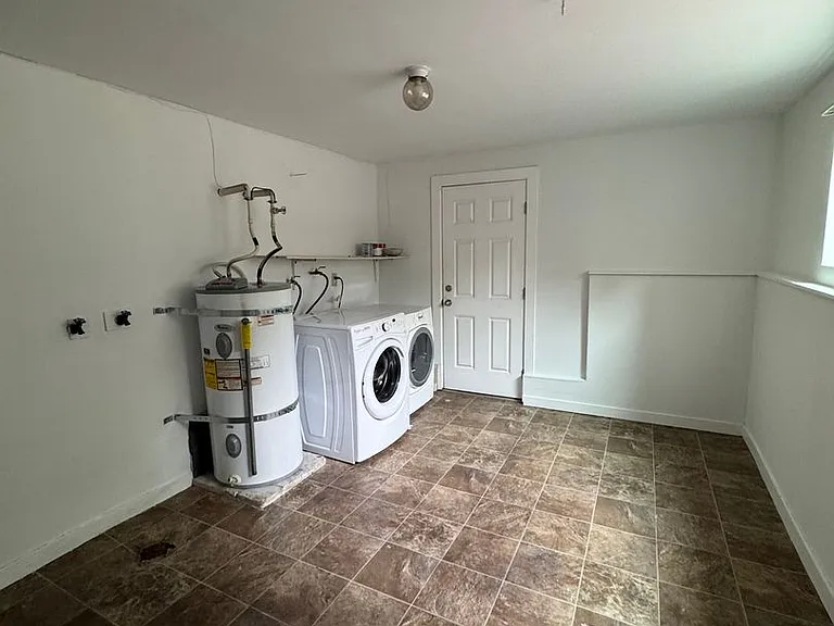 3411 Cheasty Blvd S — Photo 11