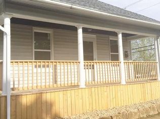 922 S Charles St, Belleville, IL